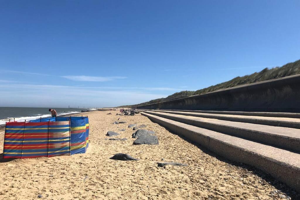 Dog Friendly Cottage 2 Mins To Beach With Hot Tub And Zappi Ev Lessingham Esterno foto