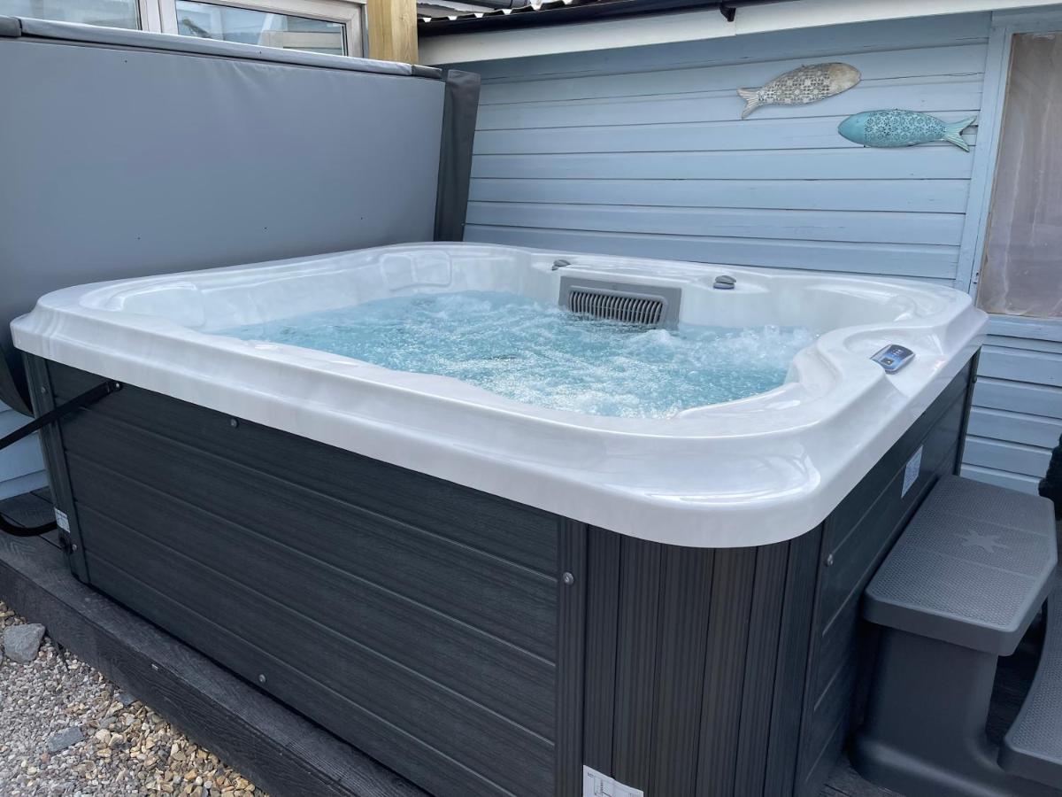 Dog Friendly Cottage 2 Mins To Beach With Hot Tub And Zappi Ev Lessingham Esterno foto